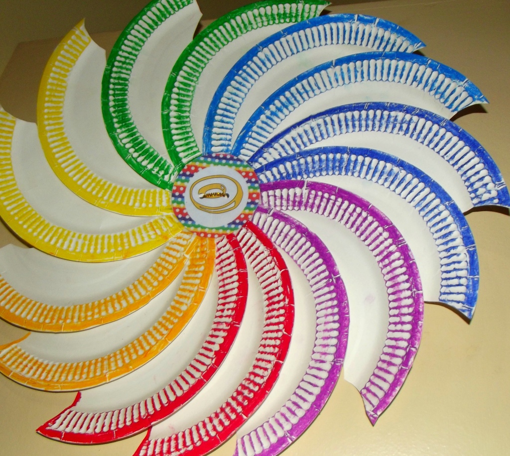 Rainbow Paper Plate Spiral